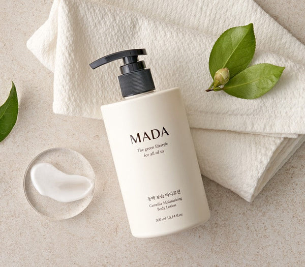 [1+1] MADA 동백 보습 바디로션 300ml Buy 1 Get 1 FREE 유통기한:2025년 11월 27일